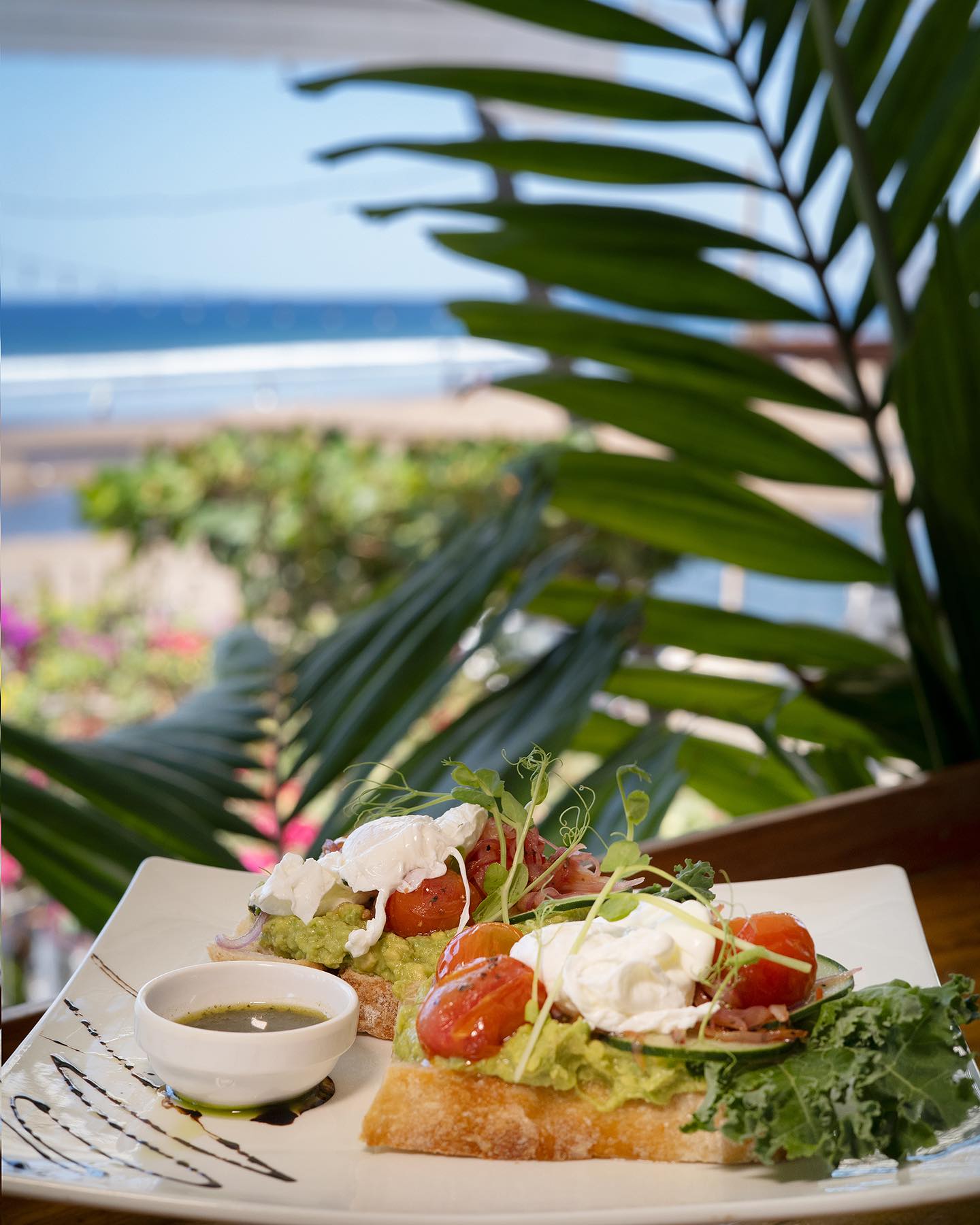 enjoy our incredible food in samudios restaurant